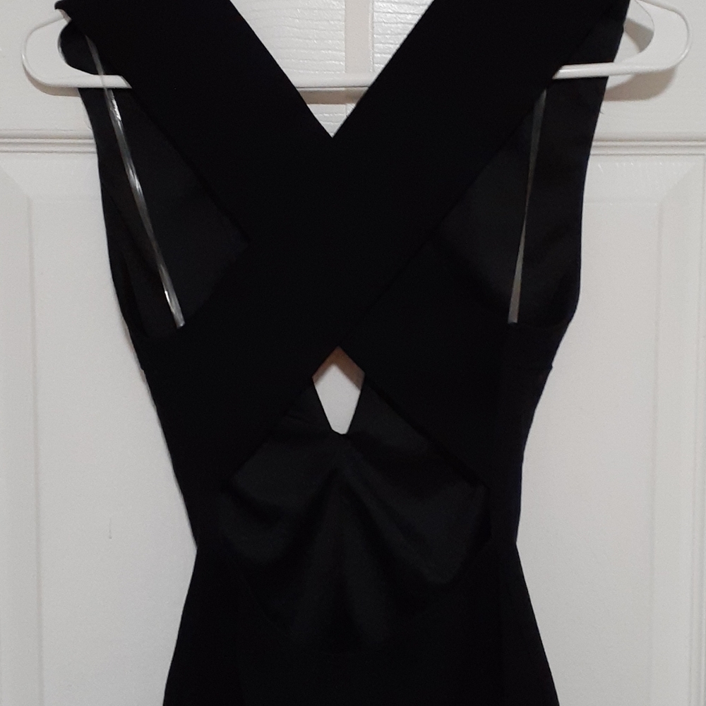Dress - Picture 4 of 4
